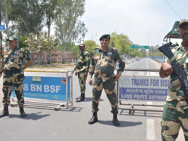 Ấn Độ đặt báo động đỏ ở biên giới với Pakistan, căng thẳng leo thang sau 'Chiến dịch Sindoor'