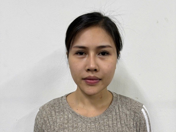 Người phụ nữ xinh đẹp trốn truy nã đặc biệt nguy hiểm suốt 11 năm