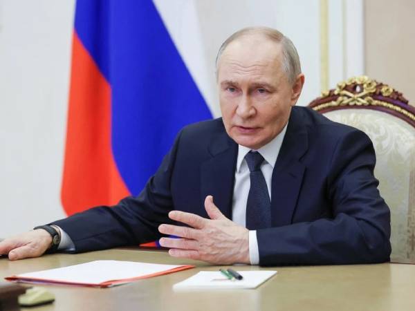 Rò rỉ danh sách phái đoàn Nga đàm phán hòa bình trực tiếp với Ukraine, Tổng thống Putin có đến dự?