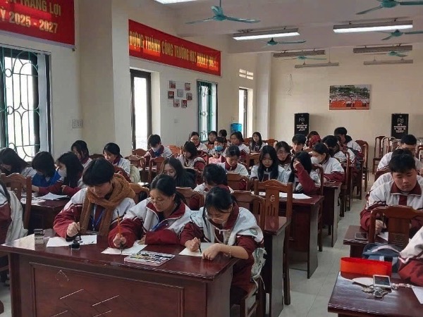 Dạy 2 buổi/ngày: Triệu gia đình nhẹ gánh nhưng ngành giáo dục chưa thể 'tự xoay'