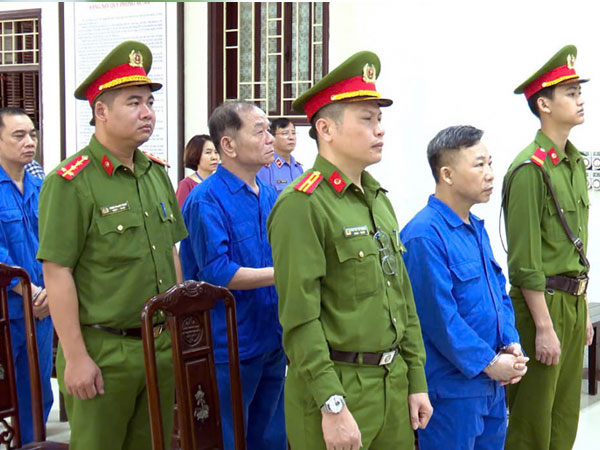 Ông Lưu Bình Nhưỡng được giảm 1 năm tù, ông Lê Thanh Vân bị bác kháng cáo kêu oan