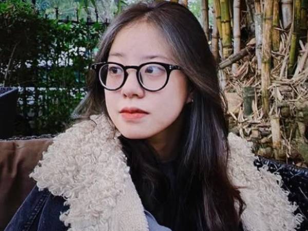 Mi Nga - cô gái bị tố là 'tiểu tam' trong drama tình ái với Wren Evans từng có quá khứ 'cực chất'