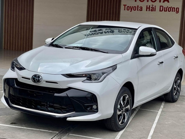 Toyota Vios có giá lăn bánh cực rẻ giữa tháng 5/2025, hạ knock-out cả Honda City và Hyundai Accent