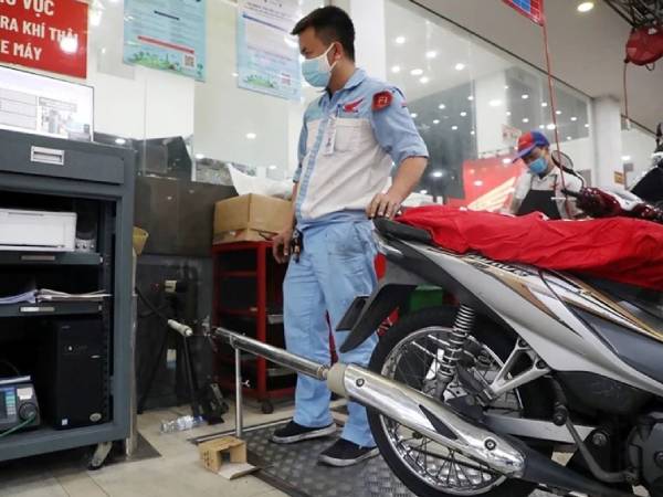 Các nước trên thế giới kiểm định khí thải xe máy ra sao?