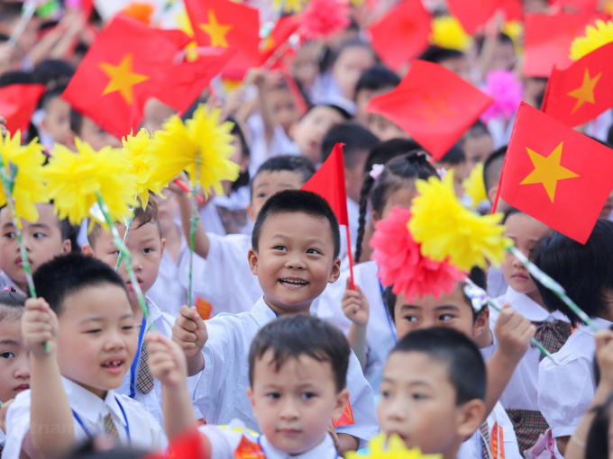 Từ năm 2026, tuyển sinh lớp 1, lớp 6 theo nguyên tắc 'nhà gần trường'