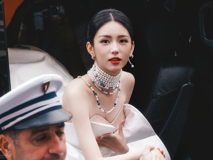 Mỹ nhân Trung Quốc gây náo loạn thảo đỏ Cannes nhờ nhan sắc như tiên nữ
