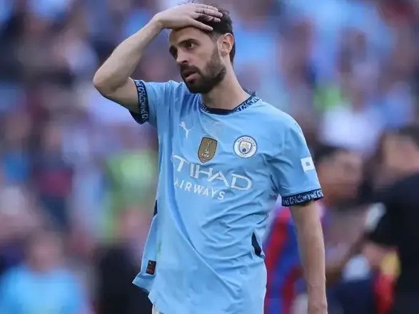 Sao Man City cảnh báo đồng đội, nói thẳng 'đã biết ai là người hết lòng' vì CLB