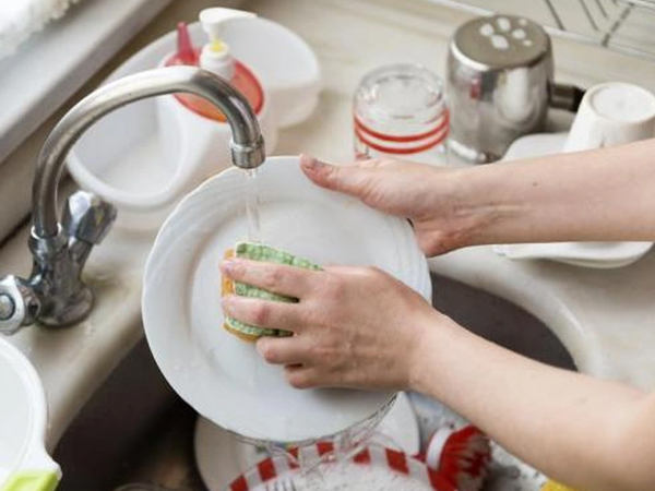 Dừng ngay 6 thói quen rửa bát tưởng bình thường này, kẻo ăn 'độc tố', rước bệnh ung thư mỗi ngày