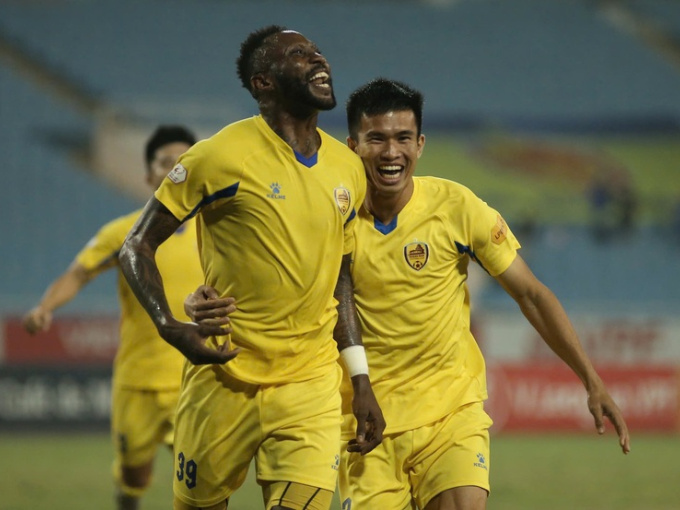 Lý do khiến chân sút ghi nhiều bàn nhất lịch sử V.League không được triệu tập lên tuyển
