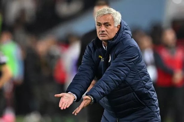 Mourinho nói gì về tin đồn tiếp quản ĐT Bồ Đào Nha?