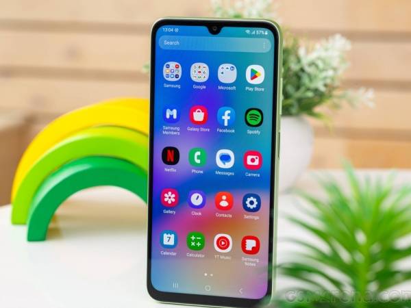 Vua giá rẻ Galaxy A05s của Samsung sập giá đáy vực, màn to 90Hz đã mắt hơn cả iPhone 15, iPhone 16