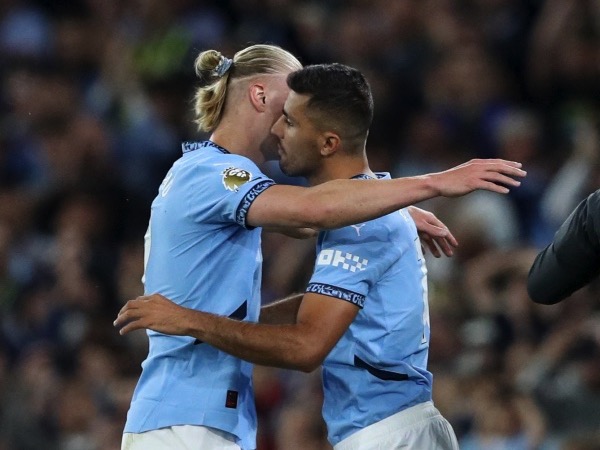 Man City trở lại top 3 Ngoại hạng Anh sau chiến thắng kịch tính 3-1 trước Bournemouth
