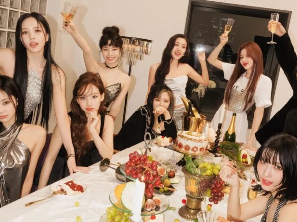 Teaser mới của TWICE gây tranh cãi vì tương đồng với phong cách Jennie