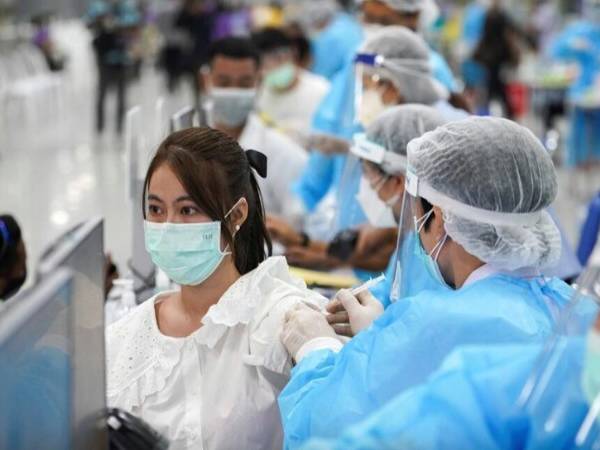 Số ca COVID-19 tăng nhanh ở nhiều nước, Sở Y tế TP HCM ra văn bản khẩn
