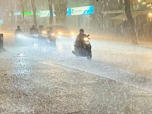 Miền Bắc ngày mai mưa to, nhiệt độ giảm mạnh