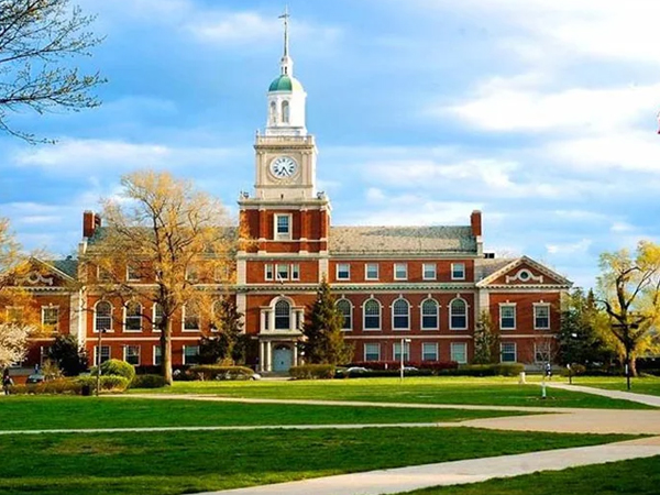 Harvard bị tước giấy phép tuyển sinh quốc tế - Cuộc đối đầu đỉnh điểm với chính phủ Mỹ