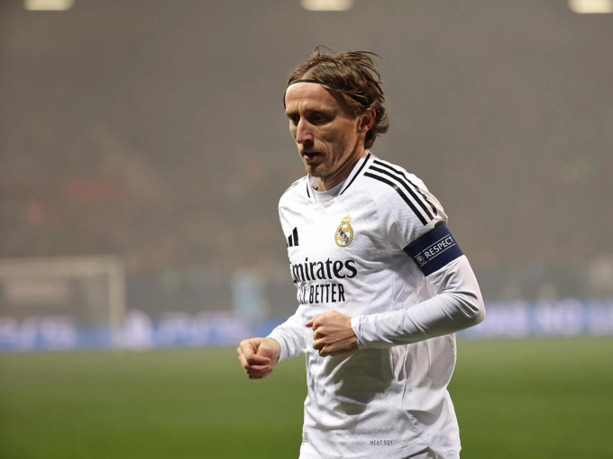 Luka Modric chính thức chia tay Real Madrid