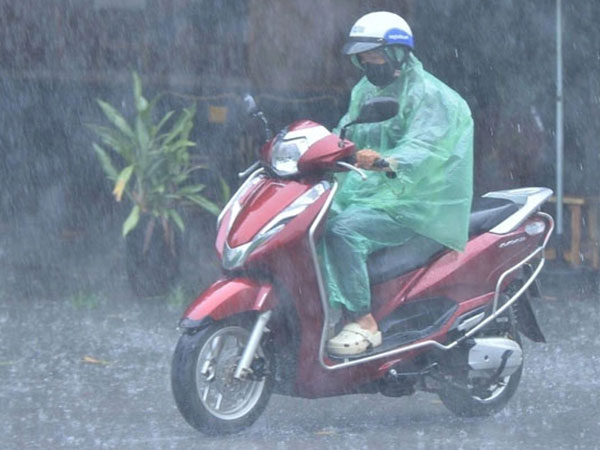 Vài giờ tới, Hà Nội mưa lớn, nguy cơ ngập nhiều tuyến phố