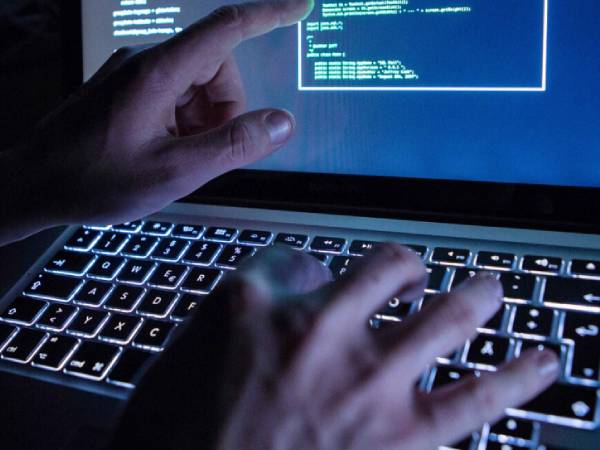 Microsoft cảnh bảo một chiến dịch tấn công mạng nguy hiểm quy mô toàn cầu