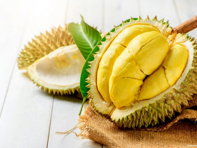 Ăn sầu riêng sao cho đúng? Những ai không nên ăn sầu riêng?