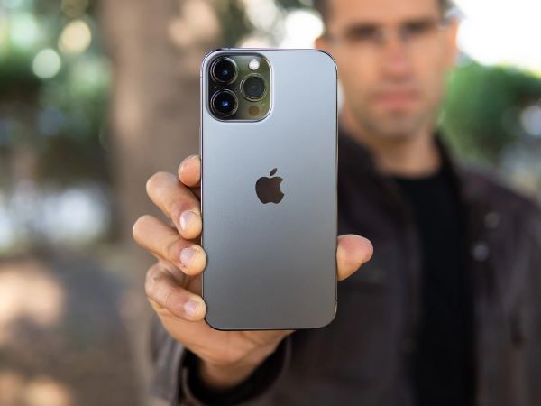 Đây là chiếc iPhone thép đáng giá như vàng, 4 năm tuổi dùng vẫn ngon như iPhone 16 Pro Max