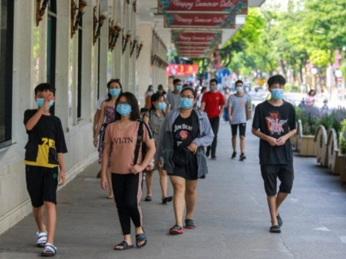 Hà Nội: Gia tăng số ca mắc COVID-19, người dân chủ động các biện pháp phòng ngừa