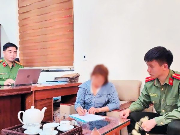 Xử lý người phụ nữ xuyên tạc ca khúc cách mạng trên Tiktok
