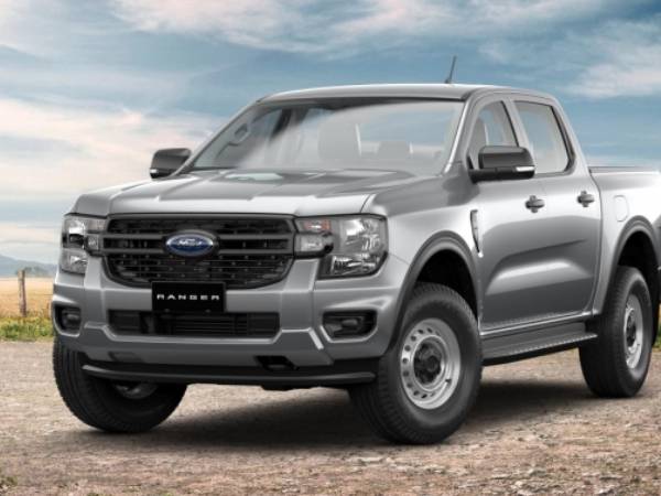 'Vua bán tải' Ford Ranger 2025 chính thức ra mắt giá 527 triệu đồng: Dân tình ồ ạt săn đón vì quá rẻ