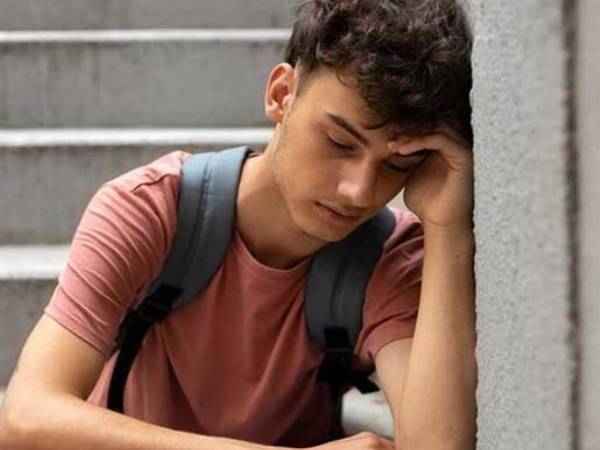 Vì sao nhiều người trẻ ngày nay không thấy hạnh phúc?