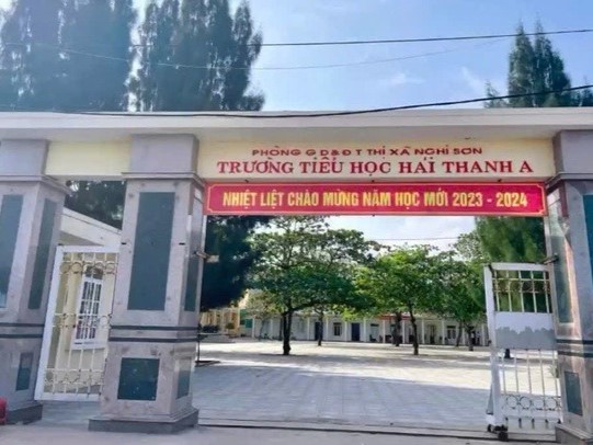 Xôn xao 1 trường học chi quỹ phụ huynh gần 200 triệu đồng, xuất hiện tin nhắn chi tiền để gỡ thông tin