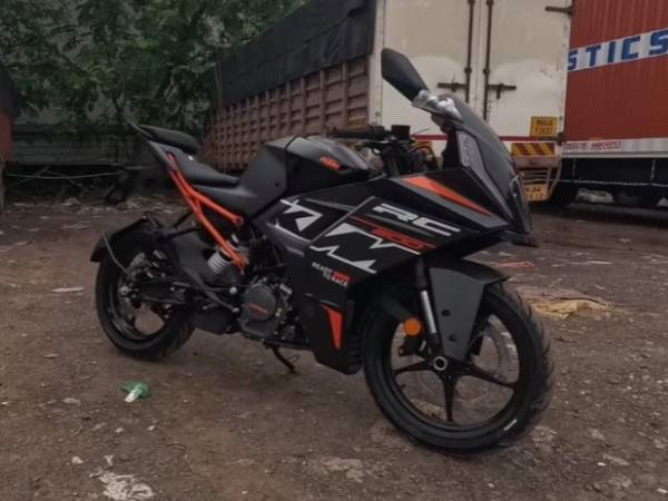 Đè bẹp Yamaha Exciter, ‘vua côn tay’ 200cc mới xịn hơn Honda Winner X về đại lý giá 68 triệu đồng
