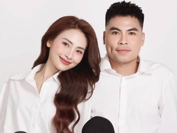 MC Huyền Trang Mù Tạt chưa cưới đã 'xin đất' và phản ứng bất ngờ từ phía mẹ cầu thủ Đức Huy