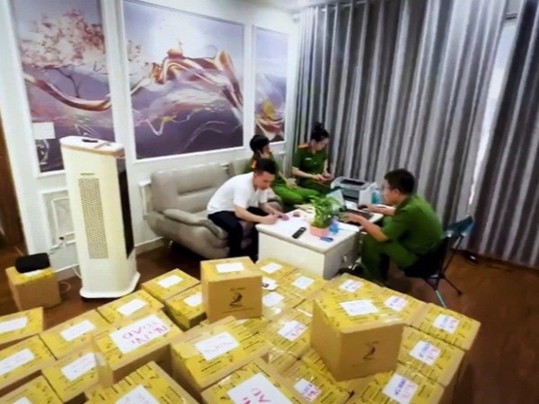 Khánh Hòa: Phát hiện 1 cơ sở kinh doanh gần 6.000 mỹ phẩm không rõ nguồn gốc