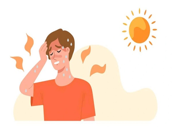 7 người nhập viện vì nắng nóng, trong đó 1 bệnh nhân nguy kịch