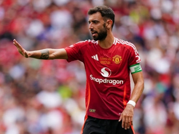 Bruno Fernandes quyết định từ chối Al-Hilal để ở lại Man Utd