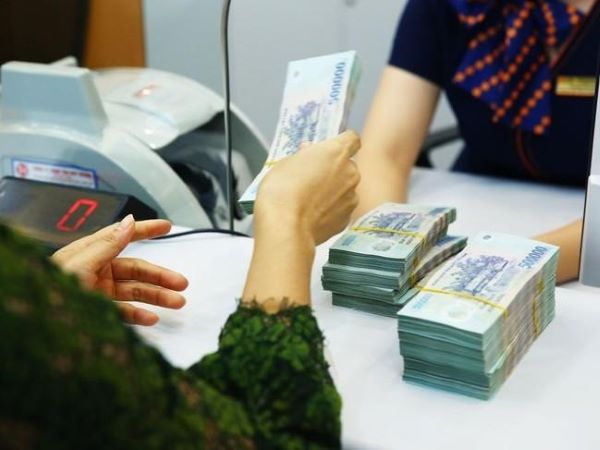 Từ 15/6 chính sách tăng lương đột phá có hiệu lực, nhiều người lĩnh hàng trăm triệu đồng