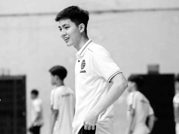 Cựu cầu thủ futsal từng giành HCB giải Đông Nam Á đột tử trên sân phủi ở tuổi 25