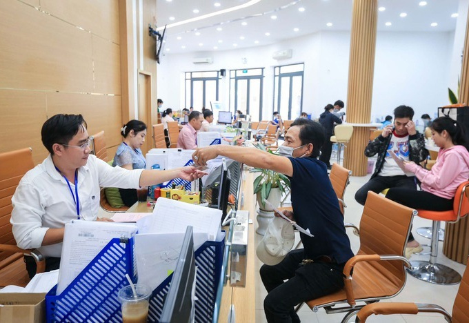 Cán bộ cấp tỉnh, huyện chuyển về xã được giữ nguyên lương, phụ cấp trong 6 tháng