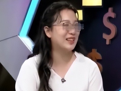 Đôi vợ chồng vẫn tiết kiệm được 26 tỷ đồng trong 5 năm nhờ mua đồ ăn sắp hết hạn, tự cắt tóc, tự thay dầu xe