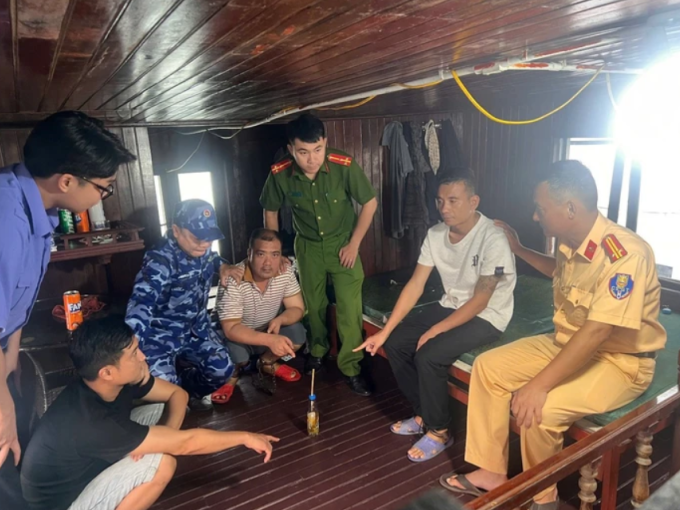 Thuyền trưởng, thủy thủ tàu du lịch cùng nhau 'chơi' ma túy trên tàu