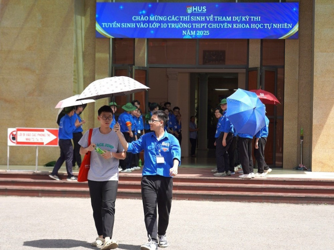 Điểm chuẩn vào lớp 10 Trường THPT Chuyên Khoa học Tự nhiên năm 2025