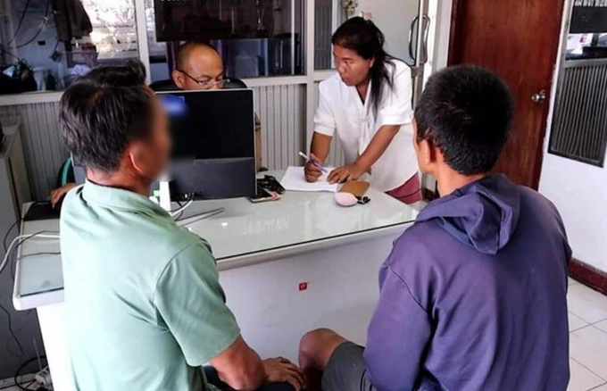 Giật tiền của chủ tiệm mì, tên cướp đang chạy trốn thì gặp tình huống éo le khiến hắn 'sa lưới'