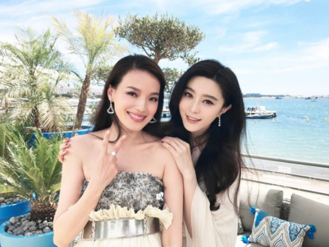 Căng: 1 đại hoa đán bị tố tác động vật lý trợ lý ở Cannes, triệu người réo tên Thư Kỳ - Phạm Băng Băng