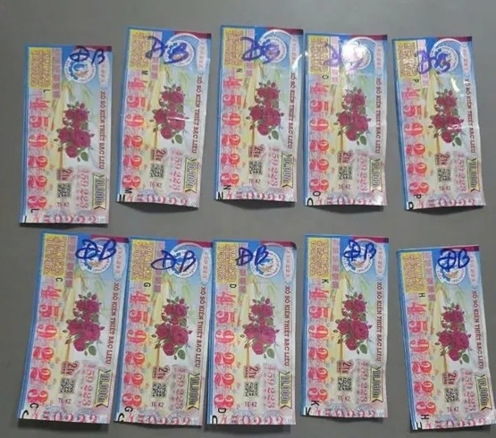 10 vé số độc đắc 'nổ' 20 tỷ đồng ở Bạc Liêu