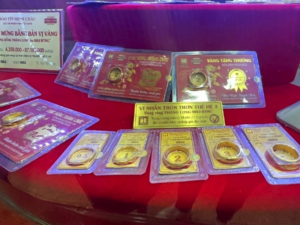 Giá vàng hôm nay 11/6: Vàng SJC tăng 800.000 đồng/lượng