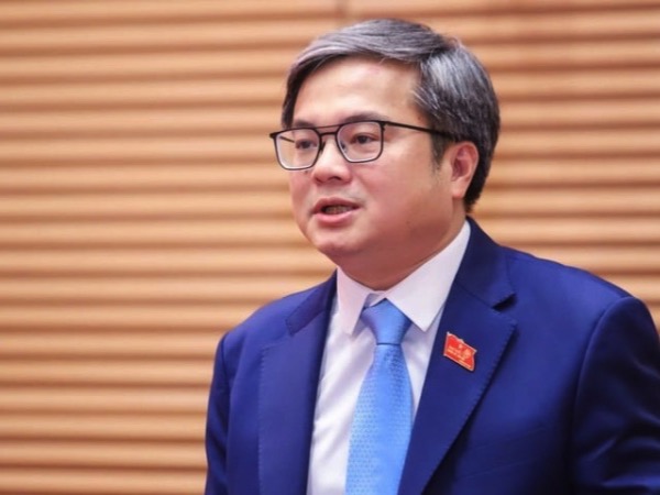 Tân phó chủ tịch UBND TP Hà Nội là cựu thủ khoa xuất sắc, từng được tuyển dụng đặc cách