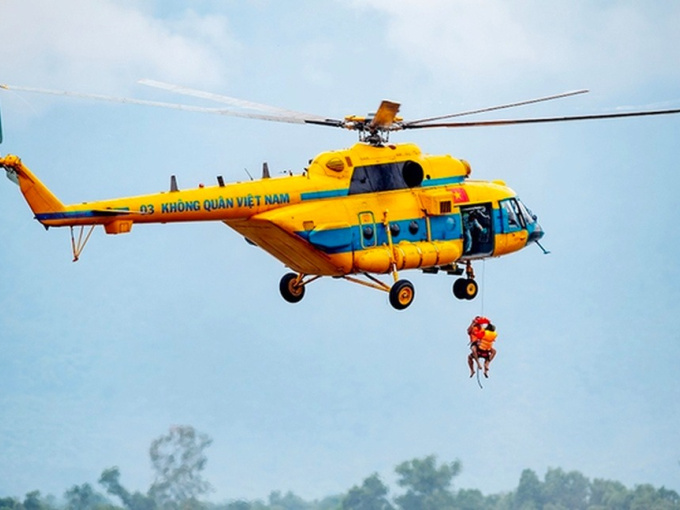 Quân đội huy động 7 máy bay cùng hàng trăm nghìn người trực ứng phó bão Wutip