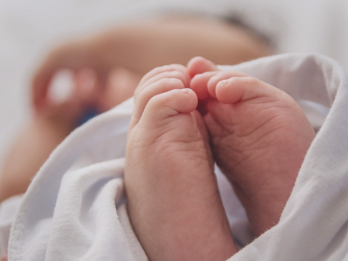 Kỷ luật nữ giáo viên vì sinh con thứ 3: Luật sư nói gì?