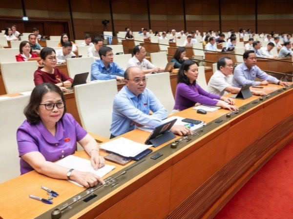 Áp thuế nước ngọt, tăng thuế rượu, bia