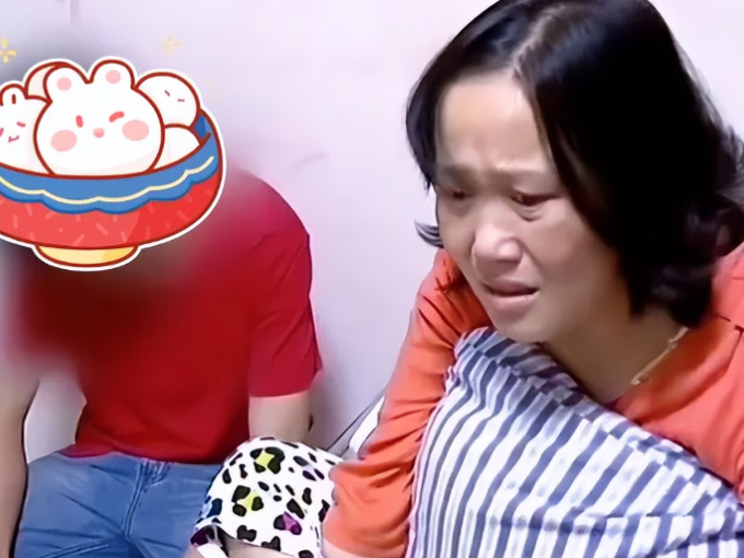 Con trai 14 tuổi vẫn đòi ngủ cùng mẹ, gia đình rạn nứt: 'Con lớn không tránh mẹ' nguy hiểm đến thế nào?
